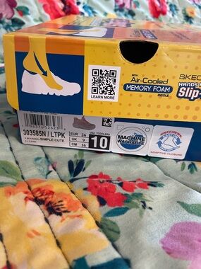 Skechers Toddler Slip-On Shoes in Light Pink - Size 10